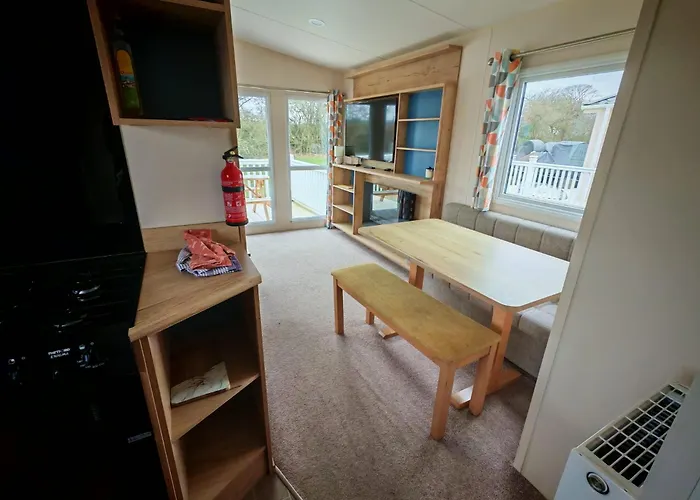 Holiday home Flamingo Land Cedar Wood 118 *