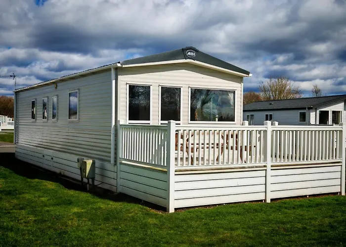 Flamingo Land Cedar Wood 118 Holiday home